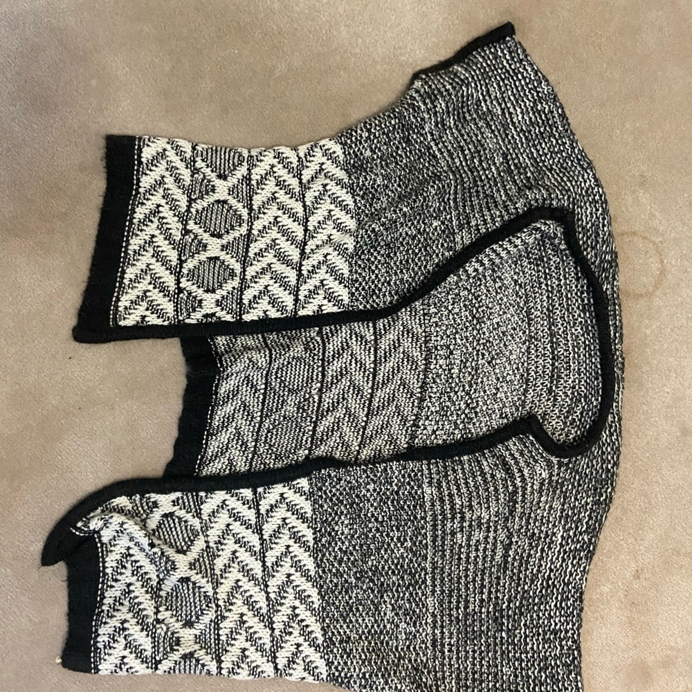 Aerie poncho size 0-S